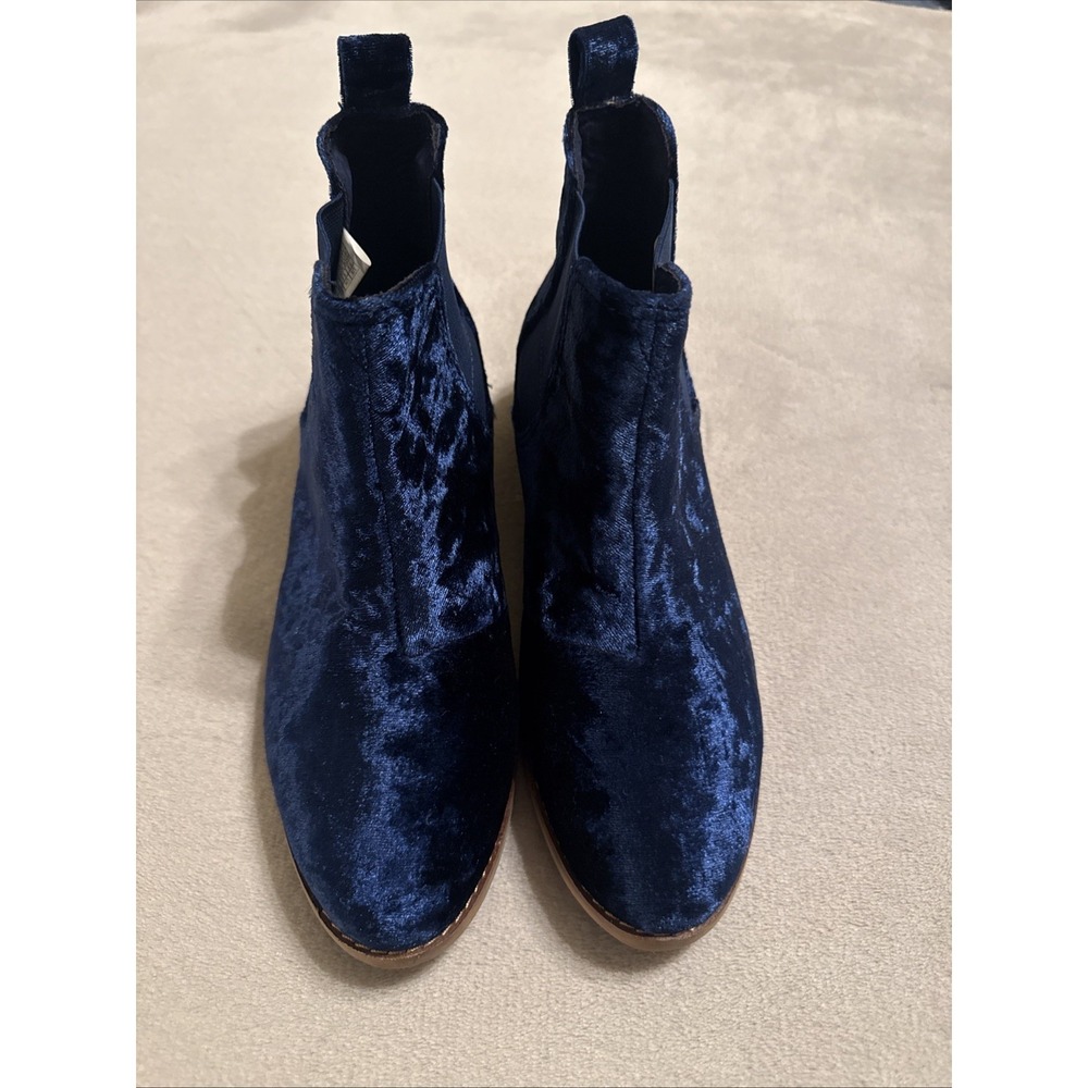 TOMS Ella Velvet Chelsea Ankle Bootie Navy Blue Size‎ 7.5 NEW $100
